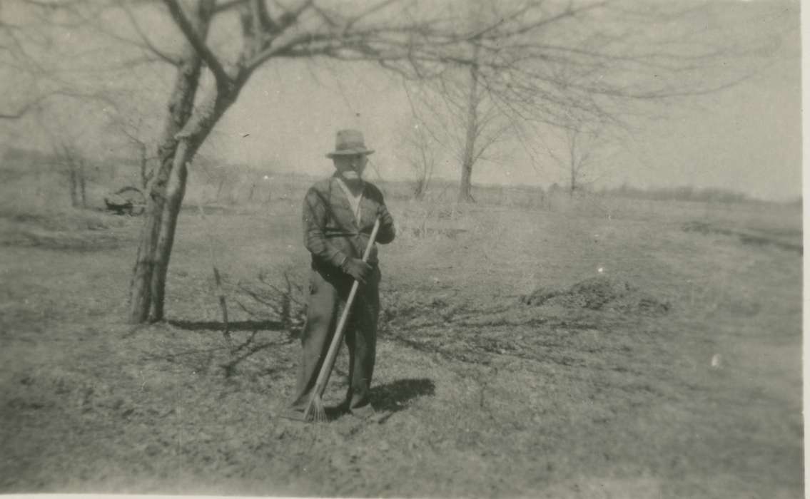 history of Iowa, Iowa History, Iowa, Woolstock, IA, McCllough, Connie, rake, Portraits - Individual