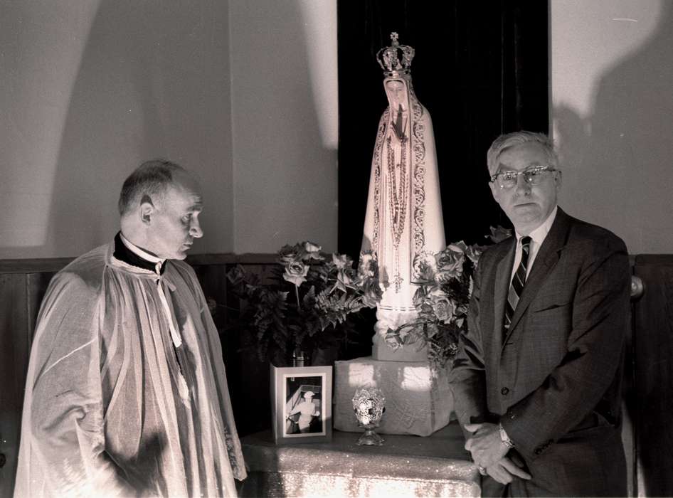 history of Iowa, Religious Structures, Iowa History, rose, priest, Numa, IA, Iowa, Lemberger, LeAnn, flower, statue, Religion