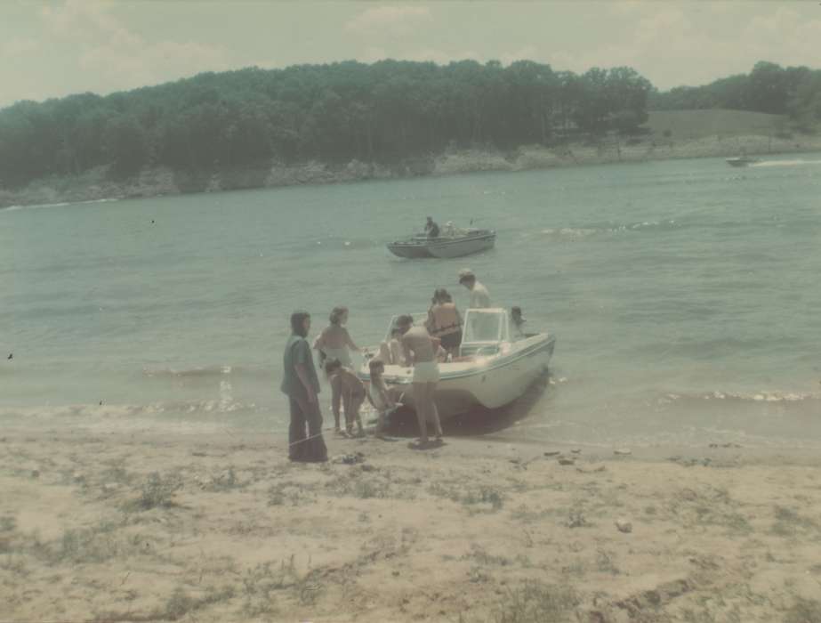 McGrane, Janet, history of Iowa, Iowa History, Motorized Vehicles, Lakes, Rivers, and Streams, river, Solon, IA, Iowa, Outdoor Recreation, boat, campground