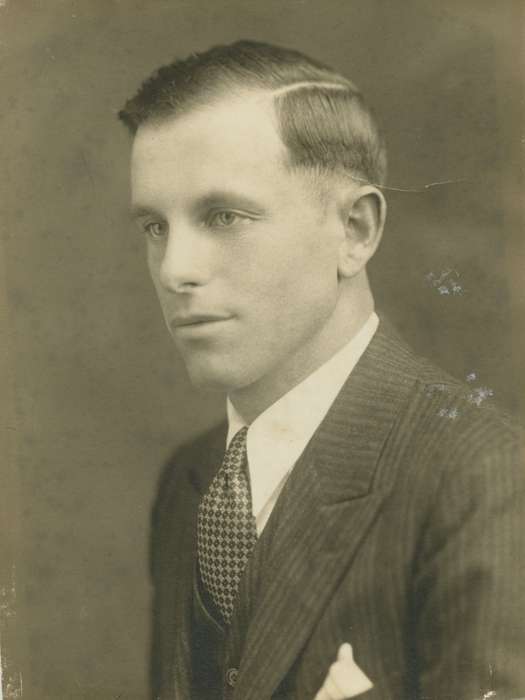 Johnson, Mary, necktie, history of Iowa, Portraits - Individual, Iowa, Iowa History, Early, IA