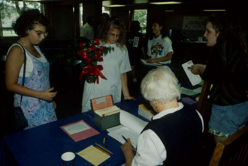 table, Cedar Falls, IA, bouquet, history of Iowa, Iowa History, uni, UNI Special Collections & University Archives, Iowa, Schools and Education, flower, university of northern iowa, Labor and Occupations