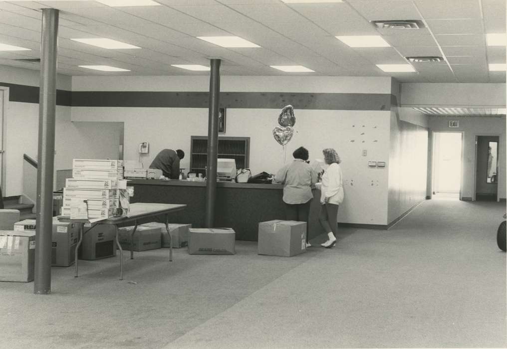 packing, history of Iowa, Iowa History, balloon, Businesses and Factories, Waverly, IA, Iowa, department store, Waverly Public Library