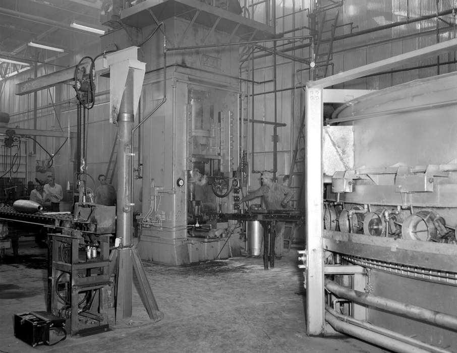 history of Iowa, Iowa History, Ottumwa, IA, Iowa, Lemberger, LeAnn, machine, Businesses and Factories