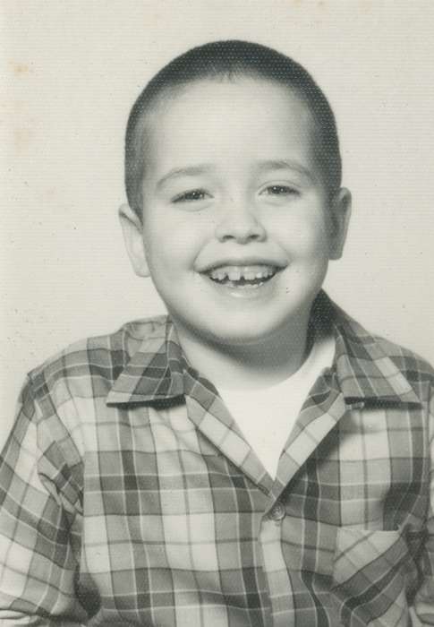 teeth, history of Iowa, Iowa History, smile, plaid, Spilman, Jessie Cudworth, Iowa, boy, eyes, USA, Children, Portraits - Individual