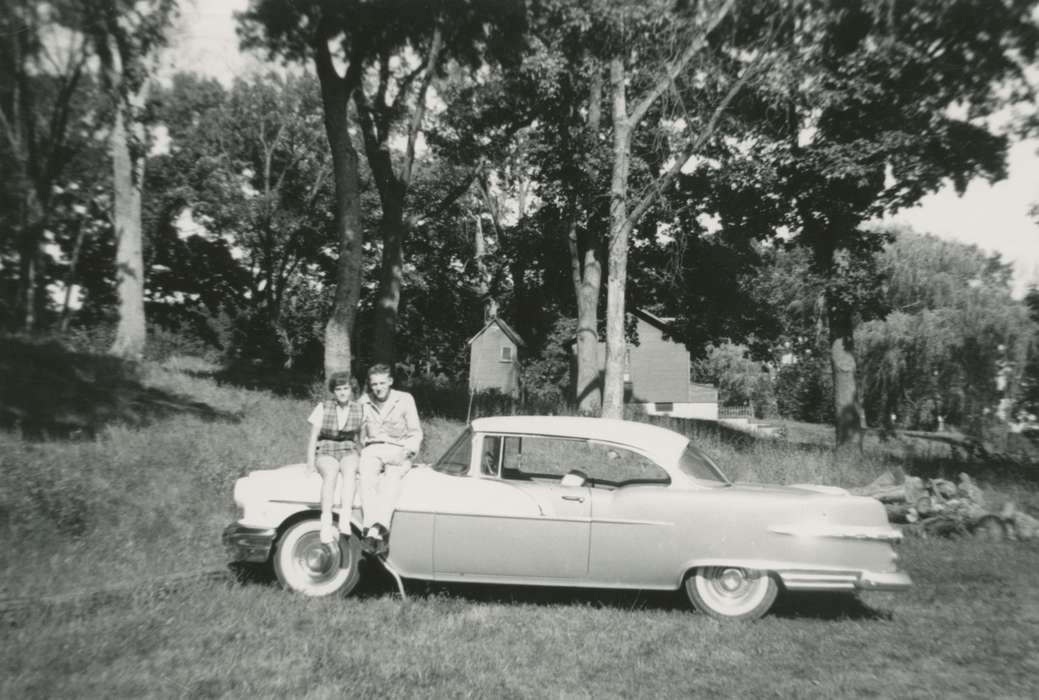 Portraits - Group, car, Iowa History, Iowa, Motorized Vehicles, Charles City, IA, pontiac, Wickwire (Uker), Cheryl, history of Iowa