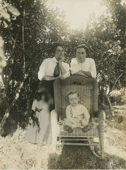 Portraits - Group, Iowa History, Grandview, IA, Iowa, Families, Dean, Shirley, Children, chair, history of Iowa