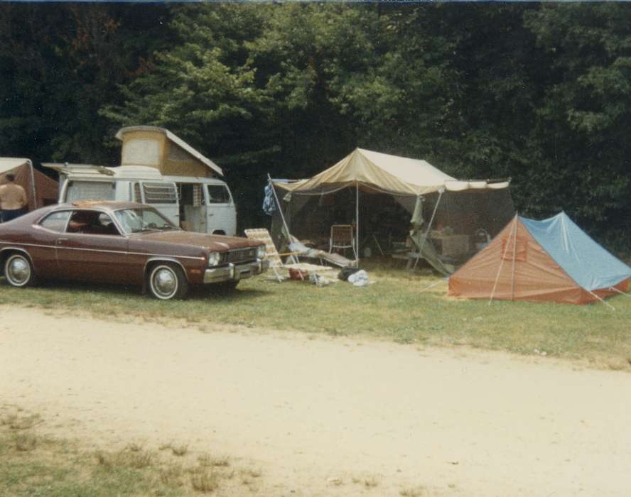 car, camping, Iowa History, tent, Motorized Vehicles, Iowa, CT, Outdoor Recreation, O'Loughlin, Jim, history of Iowa