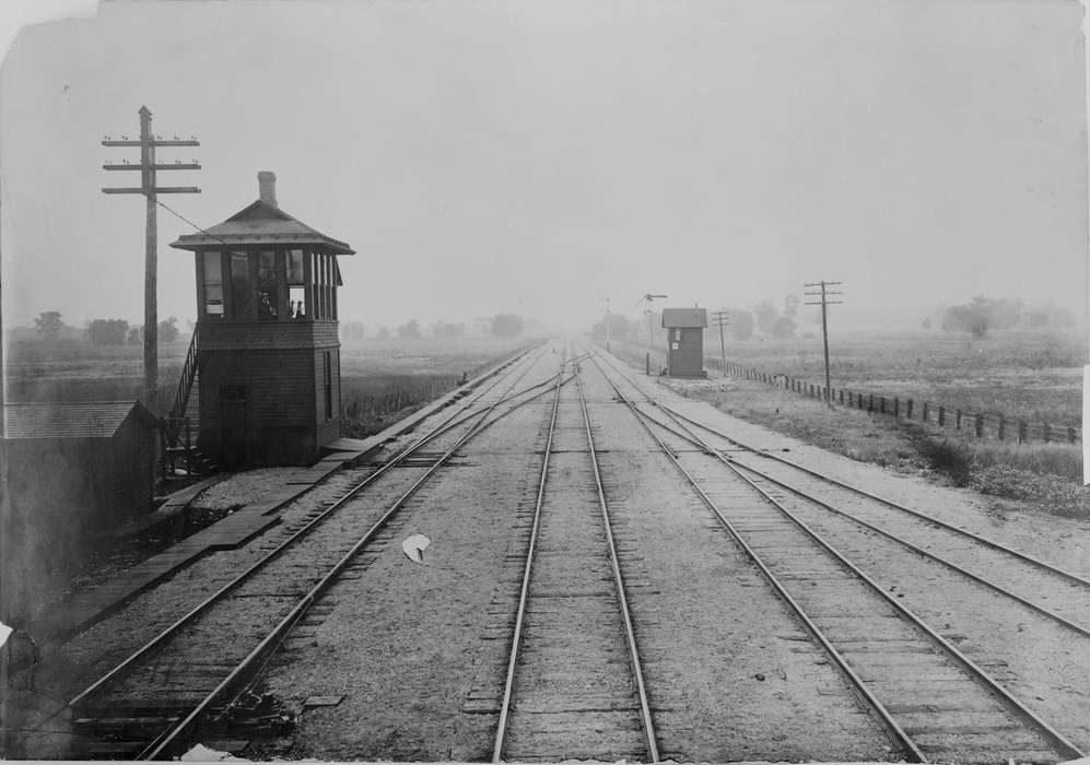 train tracks, booth, history of Iowa, Iowa, Iowa History, Library of Congress, Train Stations
