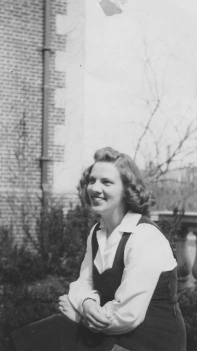 fashion, history of Iowa, Iowa History, Ames, IA, Iowa, Mullenix, Angie, Portraits - Individual