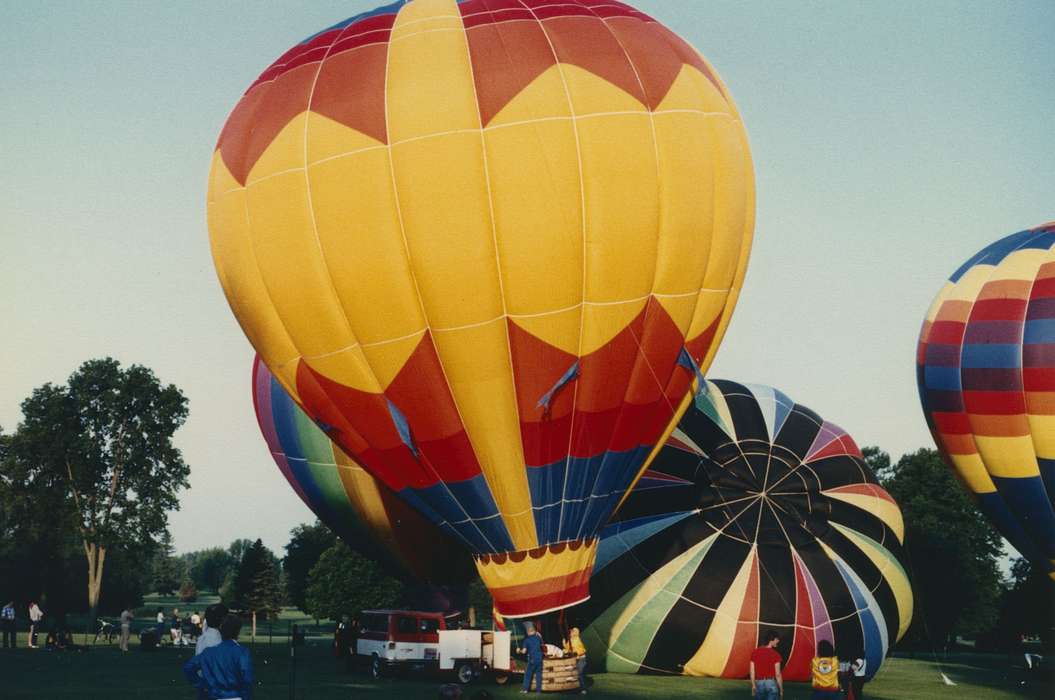 Outdoor Recreation, hot air balloon, USA, balloon, Iowa, Fairs and Festivals, Conklin, Beverly, history of Iowa, Iowa History