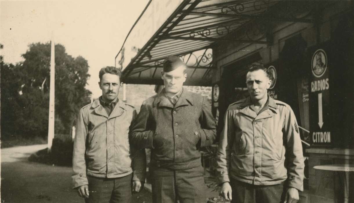 Portraits - Group, Military and Veterans, wwii, history of Iowa, uniform, Mortenson, Jill, Iowa History, army, Iowa, Italy