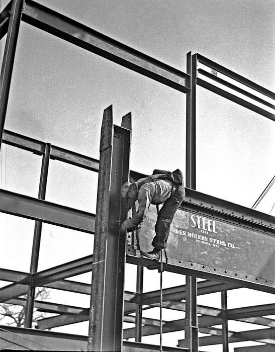 worker, history of Iowa, steel worker, Ottumwa, IA, steel beam, Iowa History, Businesses and Factories, Iowa, Lemberger, LeAnn, Labor and Occupations