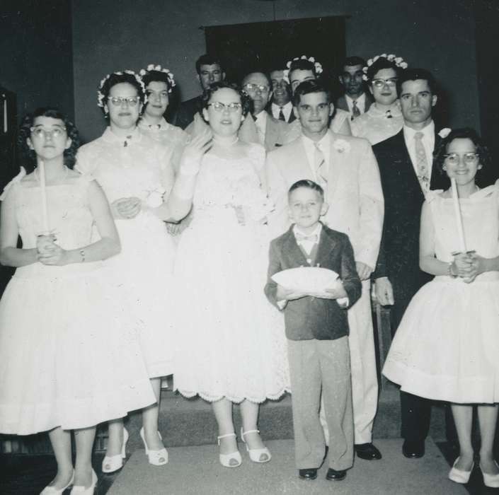 smile, boy, Iowa History, Iowa, history of Iowa, bridesmaid, Portraits - Group, Weddings, groomsmen, girl, Families, USA, Spilman, Jessie Cudworth