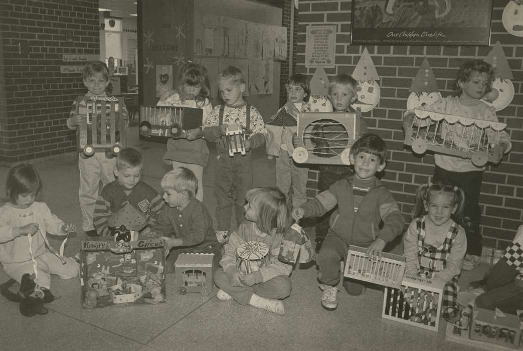 Portraits - Group, history of Iowa, Iowa History, crafts, Waverly, IA, craft, Holidays, Iowa, Children, Schools and Education, overalls, Waverly Public Library