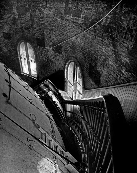 dome, history of Iowa, capitol, Iowa History, Lemberger, LeAnn, window, Iowa, Cities and Towns, railing, staircase, ladder, Des Moines, IA