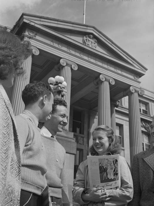 Cities and Towns, pillar, Schools and Education, student, Main Streets & Town Squares, smiles, Library of Congress, sweater, Iowa, history of Iowa, Iowa History, students