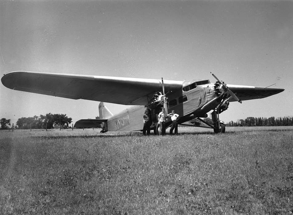 history of Iowa, Iowa History, Ottumwa, IA, Iowa, Lemberger, LeAnn, Motorized Vehicles