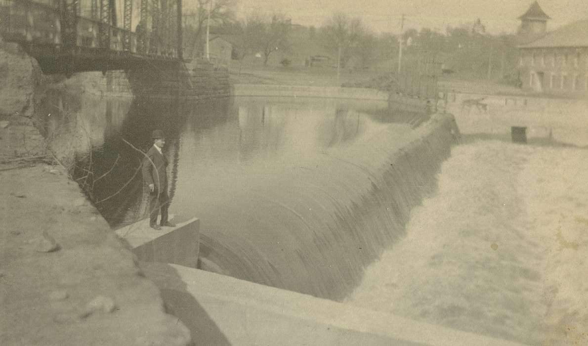 Anamosa, IA, history of Iowa, Iowa, Lakes, Rivers, and Streams, river, Iowa History, Hatcher, Cecilia, dam