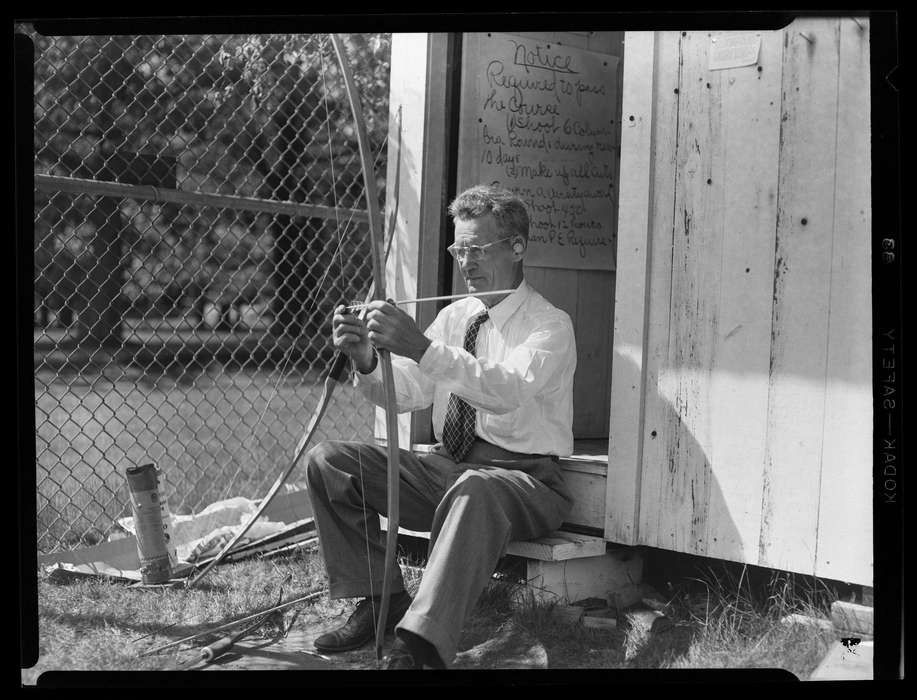 Iowa, Storrs, CT, bow, Iowa History, Archives & Special Collections, University of Connecticut Library, man, history of Iowa, glasses