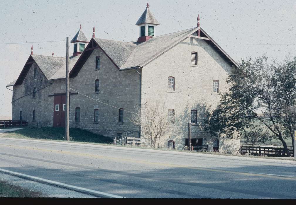 history of Iowa, Iowa History, IA, brick building, Iowa, Zischke, Ward, Cities and Towns, street