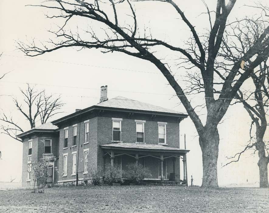 history of Iowa, Iowa History, window, brick building, Waverly, IA, building, Iowa, Cities and Towns, chimney, Homes, correct date needed, tree, Waverly Public Library