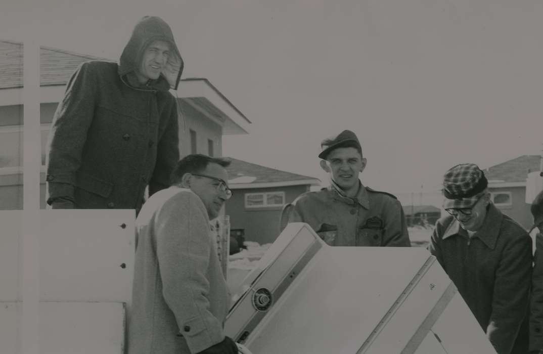 Portraits - Group, Iowa History, Iowa, university of northern iowa, gloves, iowa state teachers college, uni, moving in, washing machine, UNI Special Collections & University Archives, coat, Cedar Falls, IA, history of Iowa