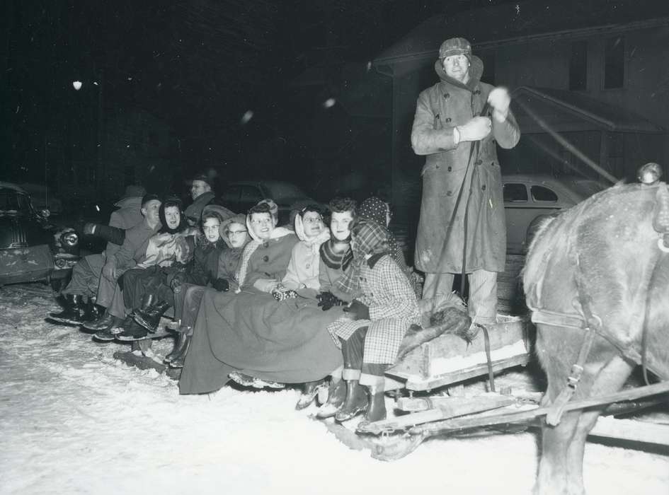 history of Iowa, Waverly Public Library, snow, Iowa, sleigh, Winter, Outdoor Recreation, Iowa History, children