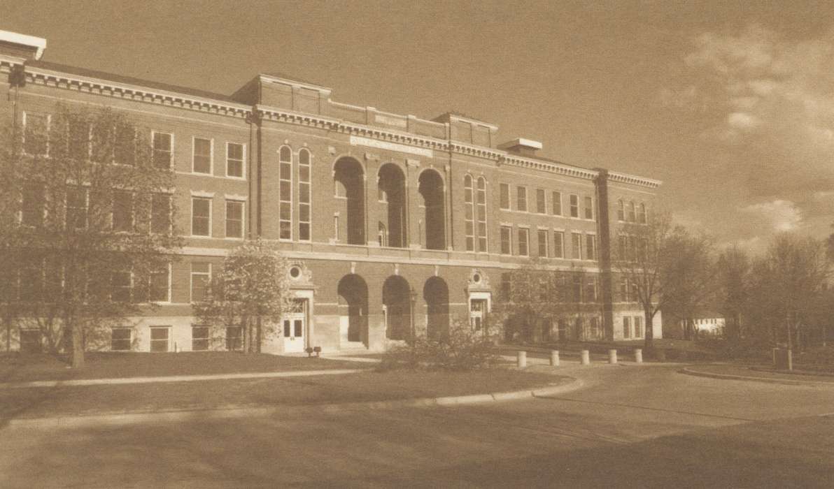 Iowa History, university of northern iowa, Iowa, history of Iowa, Palczewski, Catherine, uni, Schools and Education, Cedar Falls, IA