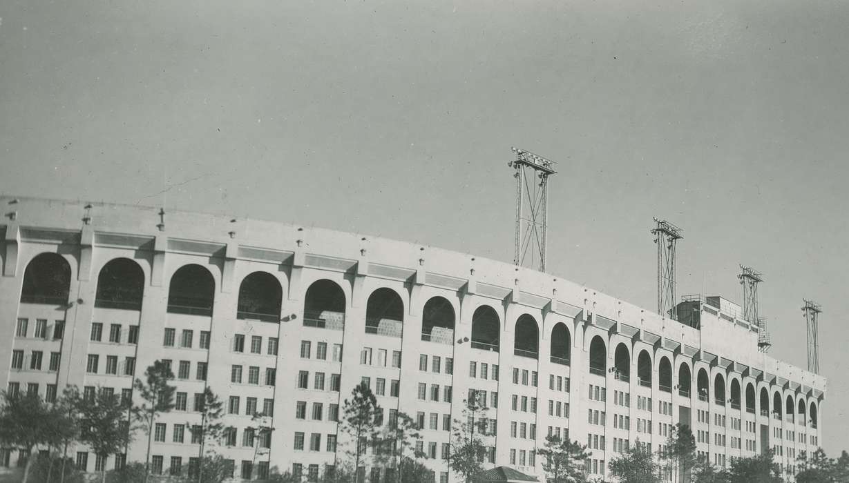 stadium, Baton Rouge, LA, Cities and Towns, Iowa History, Iowa, McMurray, Doug, Travel, history of Iowa