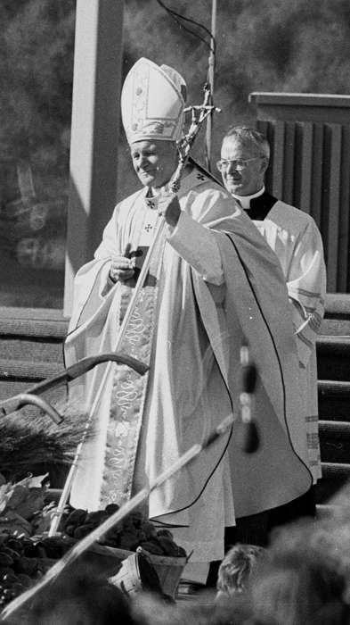 history of Iowa, Iowa History, pope, mitre, Iowa, Lemberger, LeAnn, Religion, Des Moines, IA