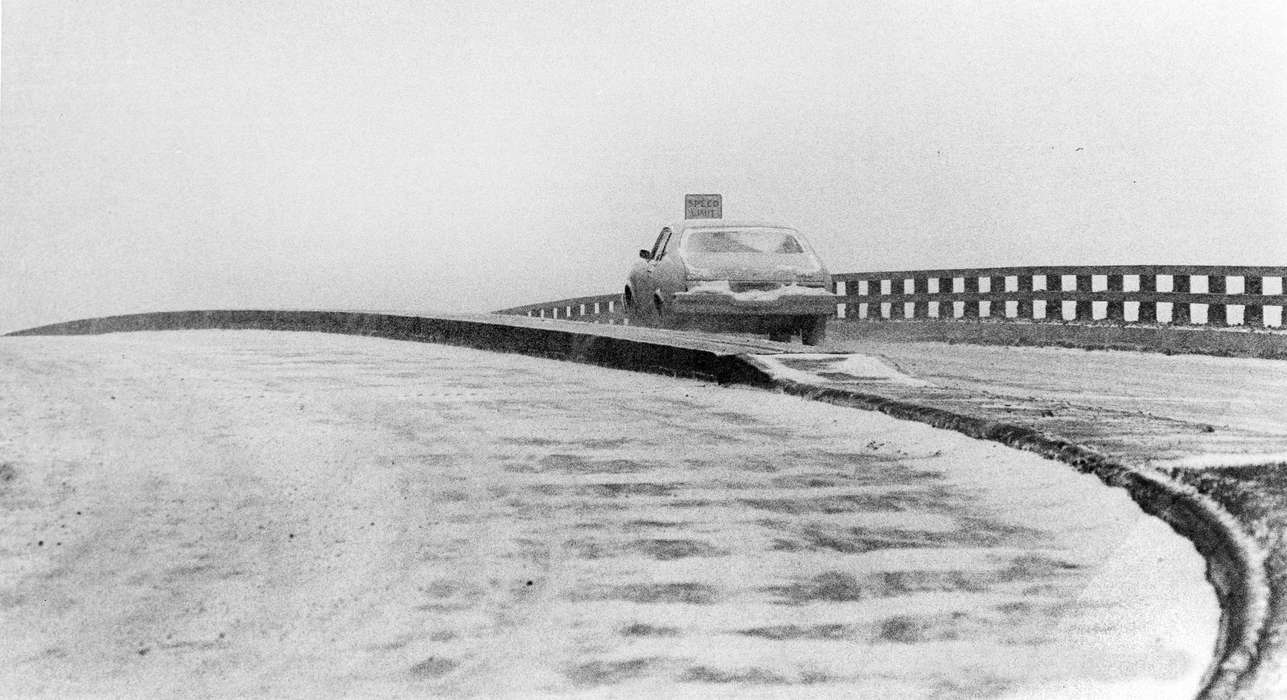 bridge, Iowa History, Ottumwa, IA, history of Iowa, Winter, Motorized Vehicles, road, car, sign, Iowa, Lemberger, LeAnn, snow