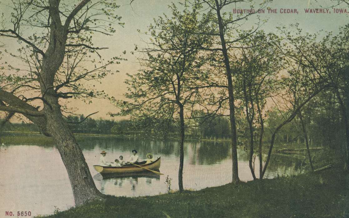 Iowa, Leisure, boat, river, Meyer, Sarah, Lakes, Rivers, and Streams, color, history of Iowa, Waverly, IA, Iowa History