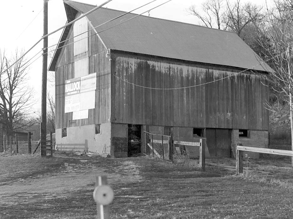 history of Iowa, Iowa History, Barns, Iowa, Farms, sign, Farley, IA, Scherrman, Pearl
