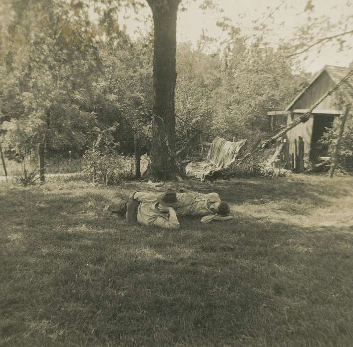 summer, Iowa History, Leisure, Fredericks, Robert, Iowa, yard, Farms, history of Iowa, Edina, MO, hammock, relaxing, Travel
