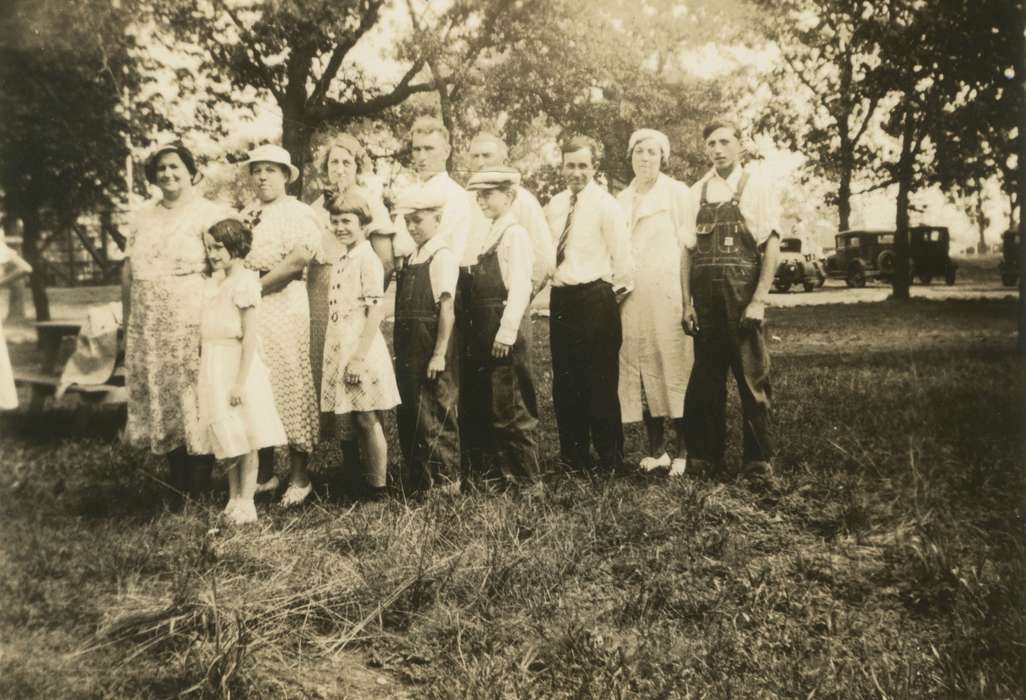 Portraits - Group, car, Iowa History, Mortenson, Jill, Iowa, Motorized Vehicles, Families, Ackley, IA, Children, history of Iowa