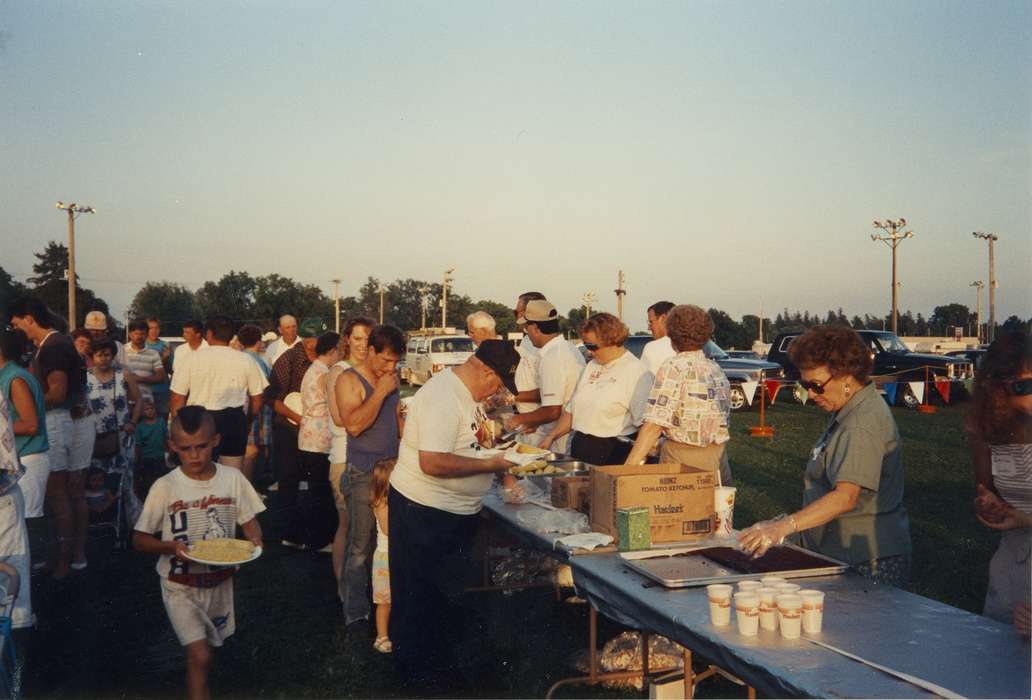 Waverly, IA, history of Iowa, Children, potluck, Iowa, Food and Meals, Waverly Public Library, trees, cars, corn on the cob, Iowa History, Outdoor Recreation