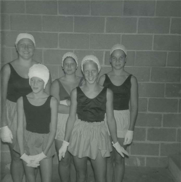 Portraits - Group, history of Iowa, Iowa History, IA, swimmers, synchronized swimming, swim, Iowa, bathing suit, swimsuit, Boyke, Jan