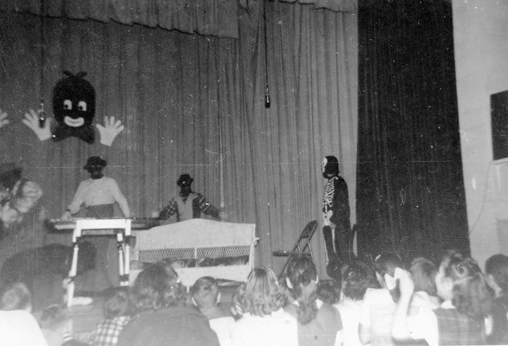 history of Iowa, blackface, minstrel, Entertainment, Iowa History, stereotype, play, Orange, IA, Iowa, Mountain, Carole, Schools and Education, Children, stereotype of african american