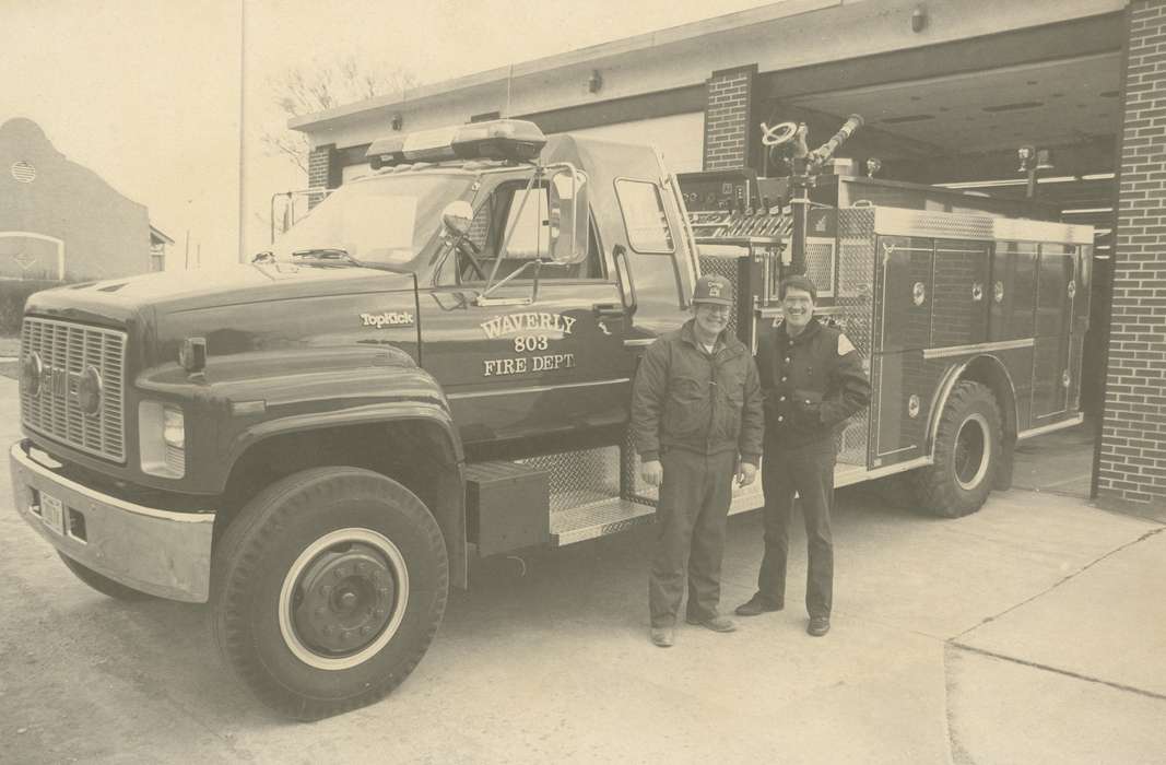 fire department, history of Iowa, Iowa History, Motorized Vehicles, Waverly, IA, fire truck, Iowa, Waverly Public Library, Labor and Occupations