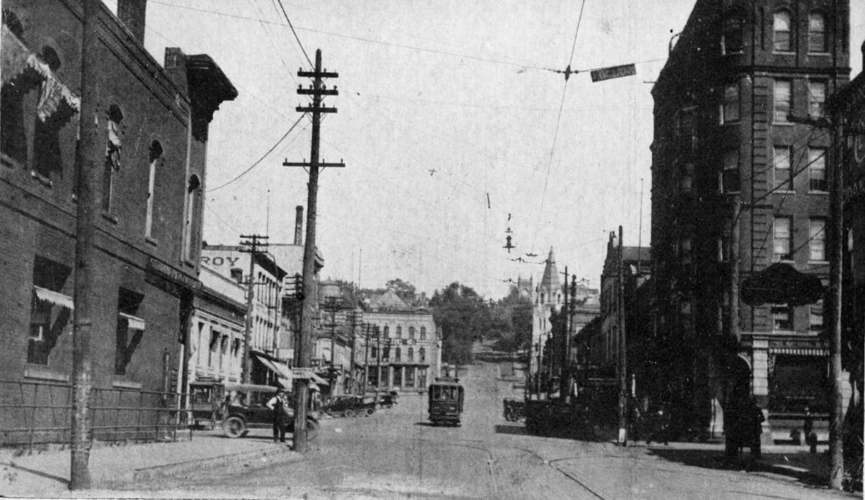 mainstreet, ford, Iowa, trolley, model t, telephone pole, car, Lemberger, LeAnn, Cities and Towns, Ottumwa, IA, history of Iowa, Motorized Vehicles, Main Streets & Town Squares, Iowa History, street car