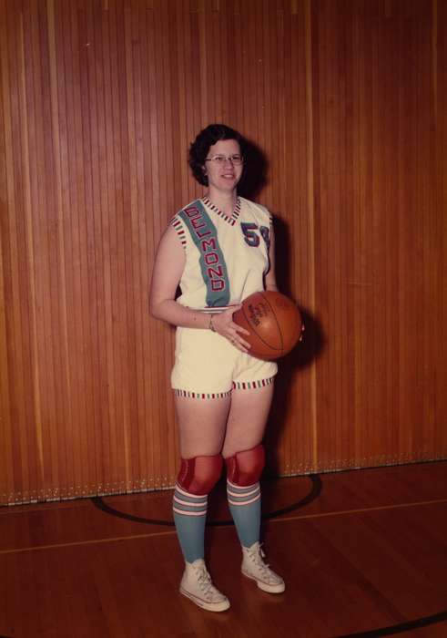 history of Iowa, Iowa History, Mickelson, Rose, basketball, jersey, Iowa, Belmond, IA, Schools and Education, Sports, gymnasium, Portraits - Individual