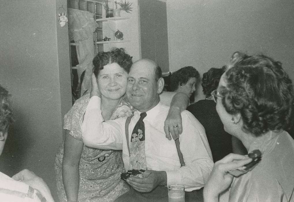 Portraits - Group, curtain, Iowa, USA, curly hair, Wilson, Dorothy, tie, Leisure, Families, Homes, suspenders, milk, history of Iowa, cards, Iowa History