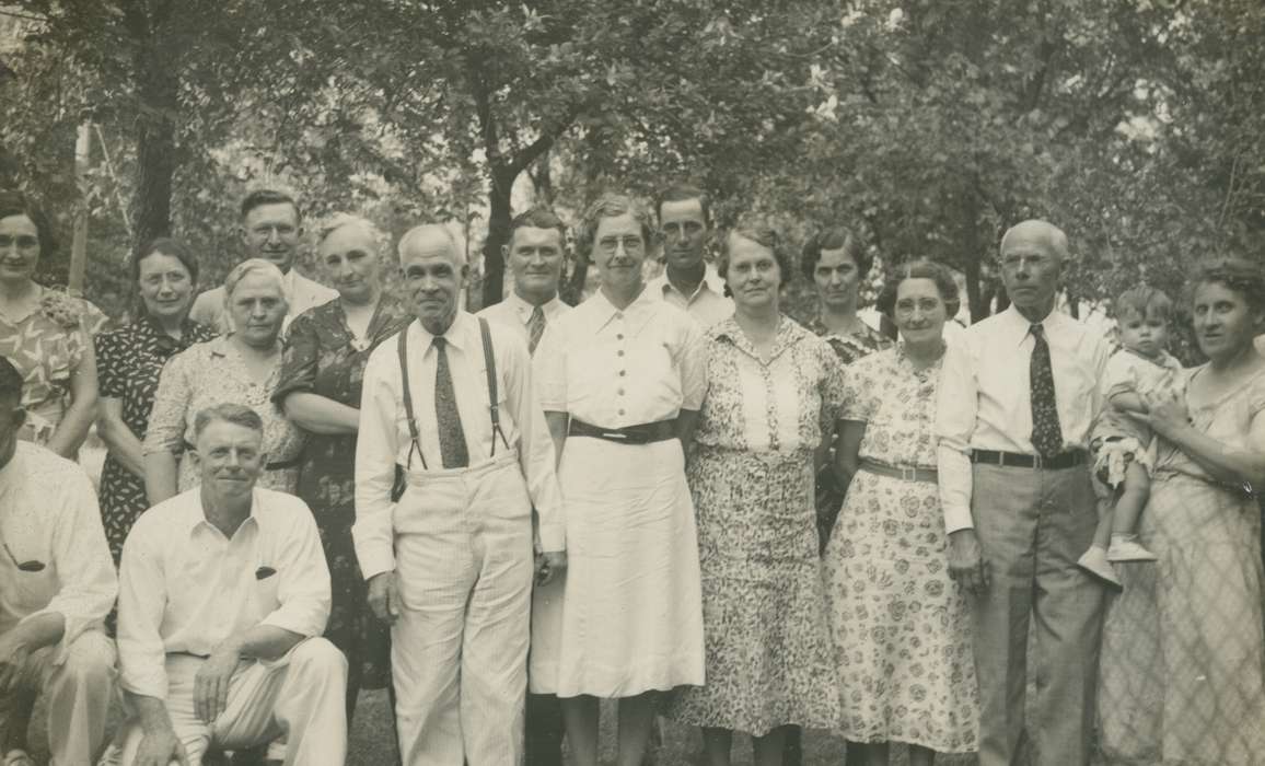 Portraits - Group, history of Iowa, Iowa, IA, King, Tom and Kay, Iowa History, Children