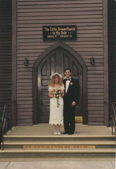 Portraits - Group, history of Iowa, bouquet, Iowa History, groom, Nashua, IA, little brown church, bride, Wolf, Angela, Iowa, Weddings, church