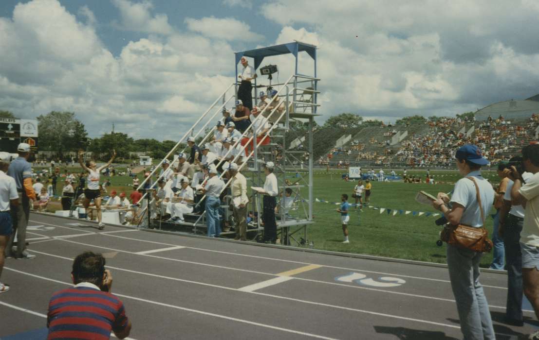 Brower, Greg, relay, race, history of Iowa, Iowa History, reporter, track and field, journalist, drake, Iowa, Outdoor Recreation, Sports, Des Moines, IA, stadium, track