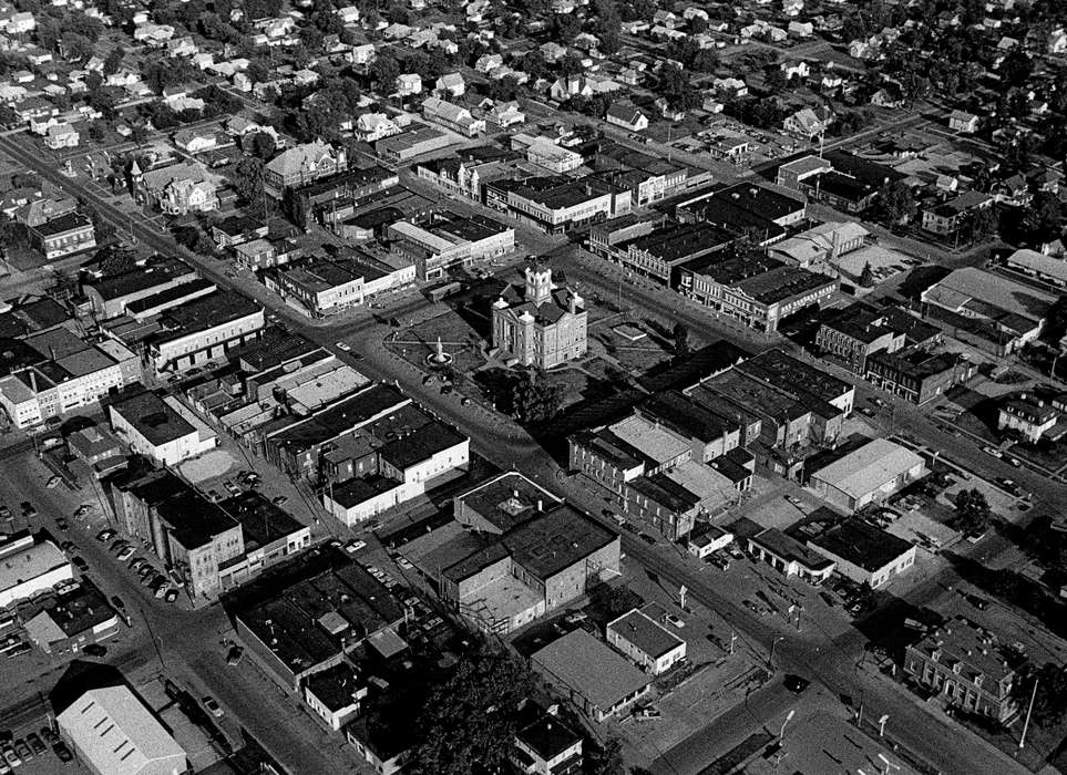 Aerial Shots, history of Iowa, Lemberger, LeAnn, Main Streets & Town Squares, Iowa, Albia, IA, Cities and Towns, courthouse, neighborhood, parking lot, Businesses and Factories, park, Iowa History