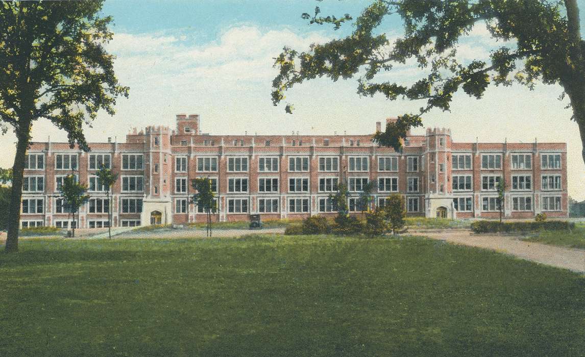 history of Iowa, postcard, Iowa History, Iowa, Hospitals, Businesses and Factories, Shaulis, Gary