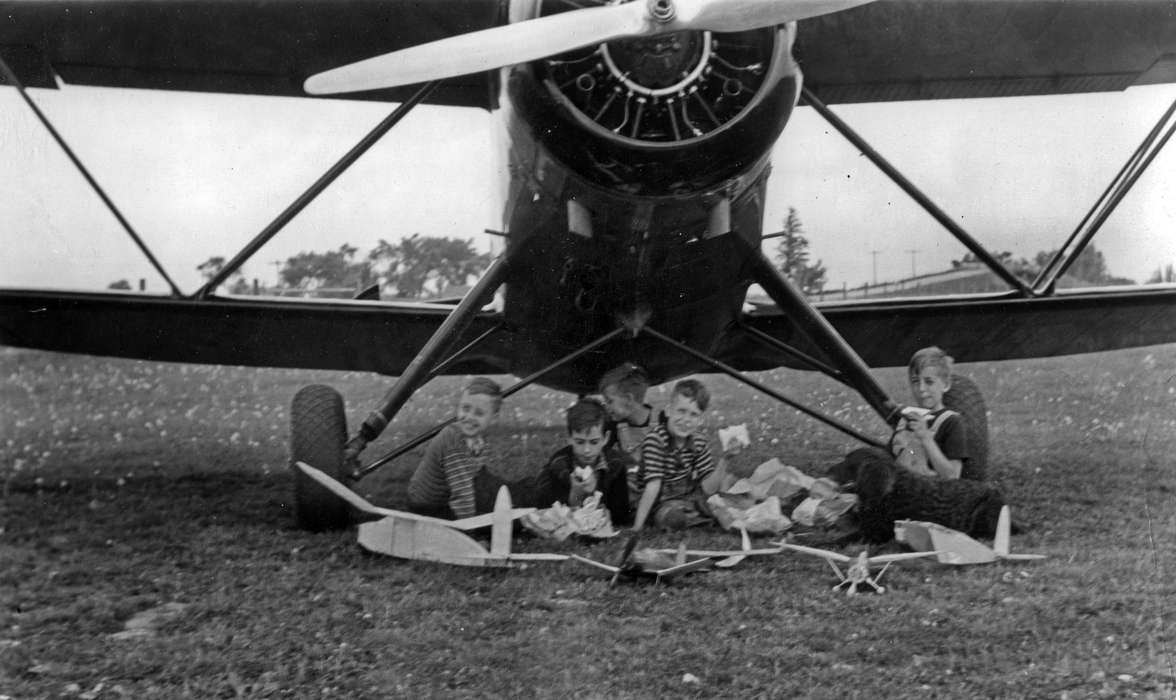 boy scouts, history of Iowa, Iowa History, Ottumwa, IA, bi-plane, Motorized Vehicles, Iowa, Lemberger, LeAnn, Children