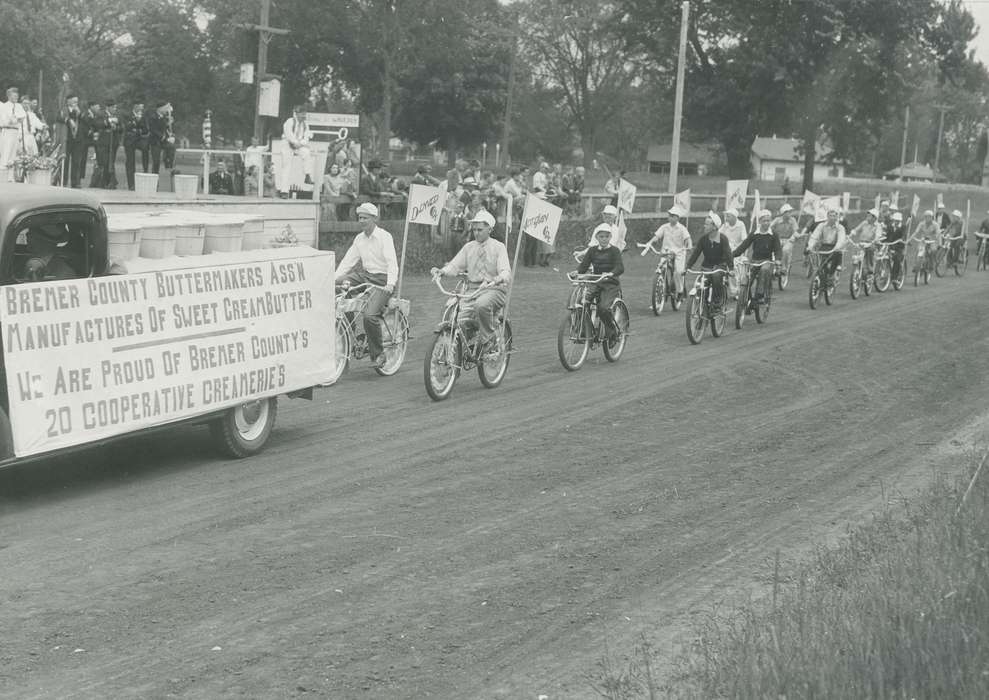 history of Iowa, Iowa History, Entertainment, bikes, Waverly, IA, parade float, Iowa, Children, Waverly Public Library