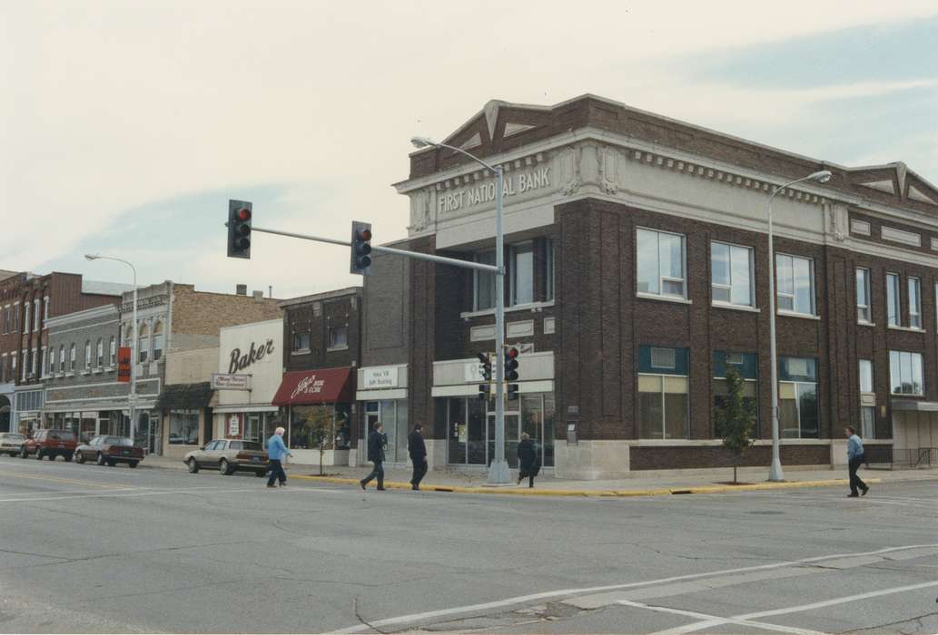 Main Streets & Town Squares, history of Iowa, cars, Iowa History, Motorized Vehicles, Businesses and Factories, Waverly, IA, Iowa, Cities and Towns, Waverly Public Library, bank